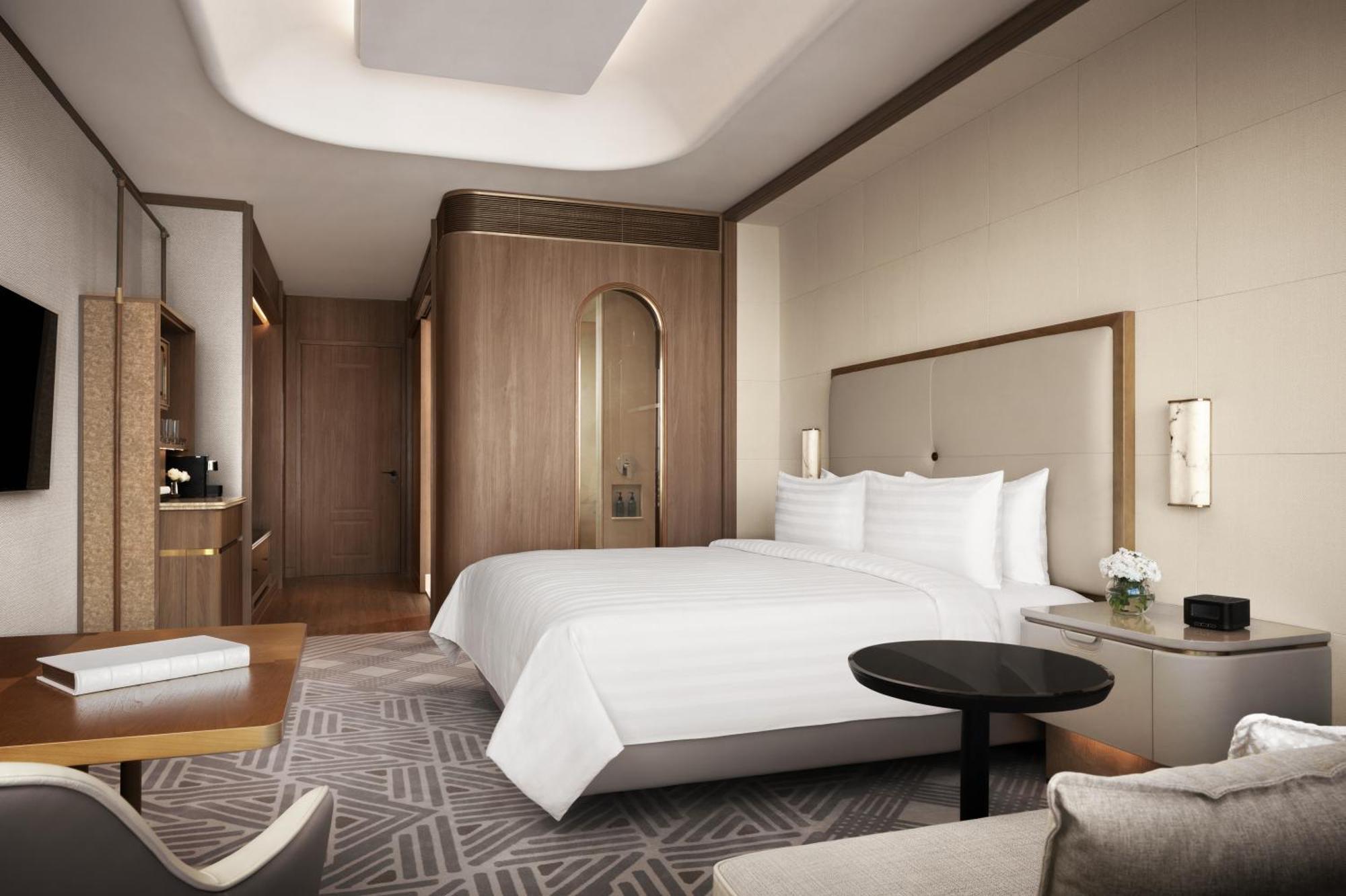 Shangri-La Phnom Penh Exterior photo