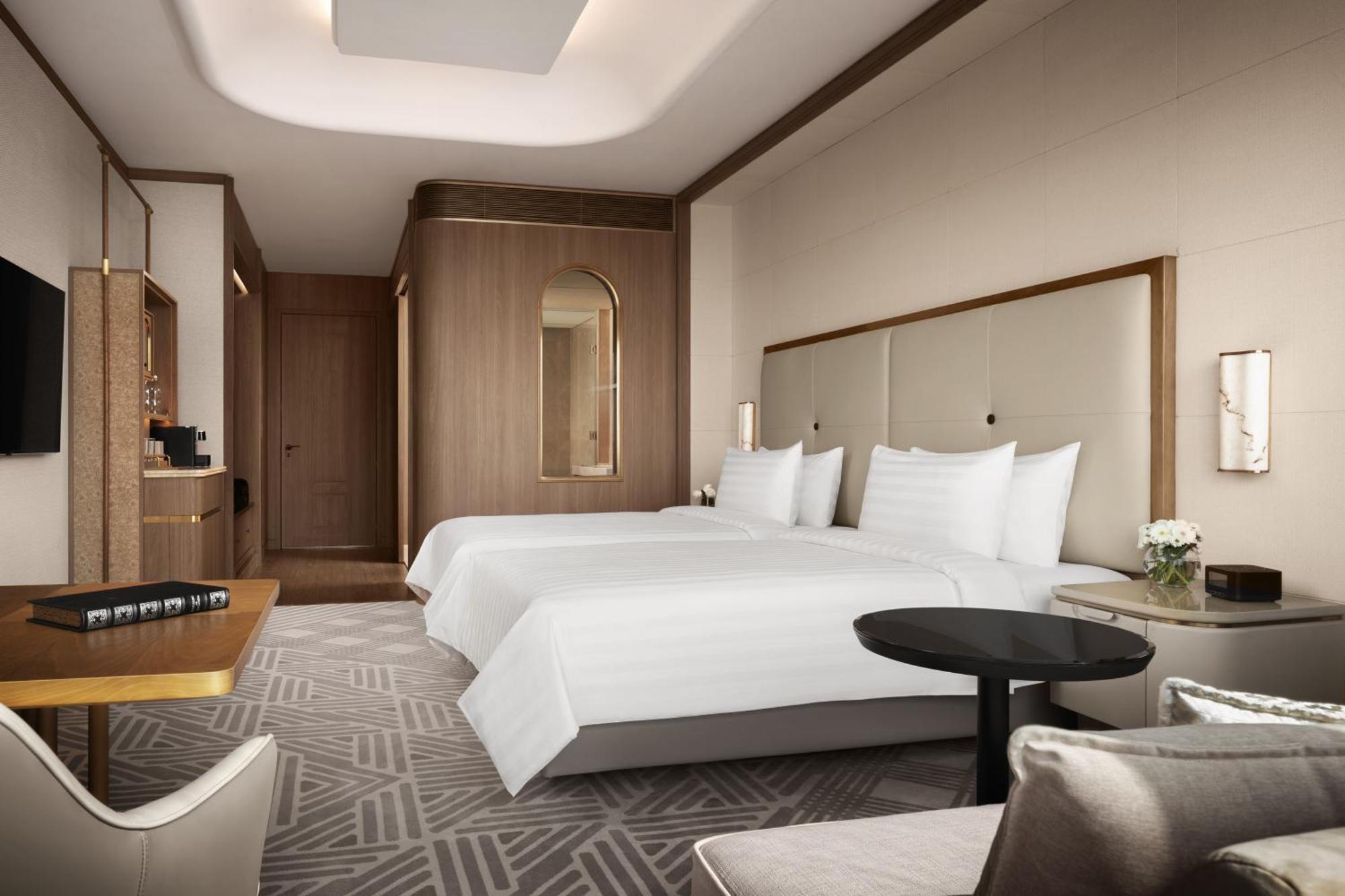 Shangri-La Phnom Penh Exterior photo